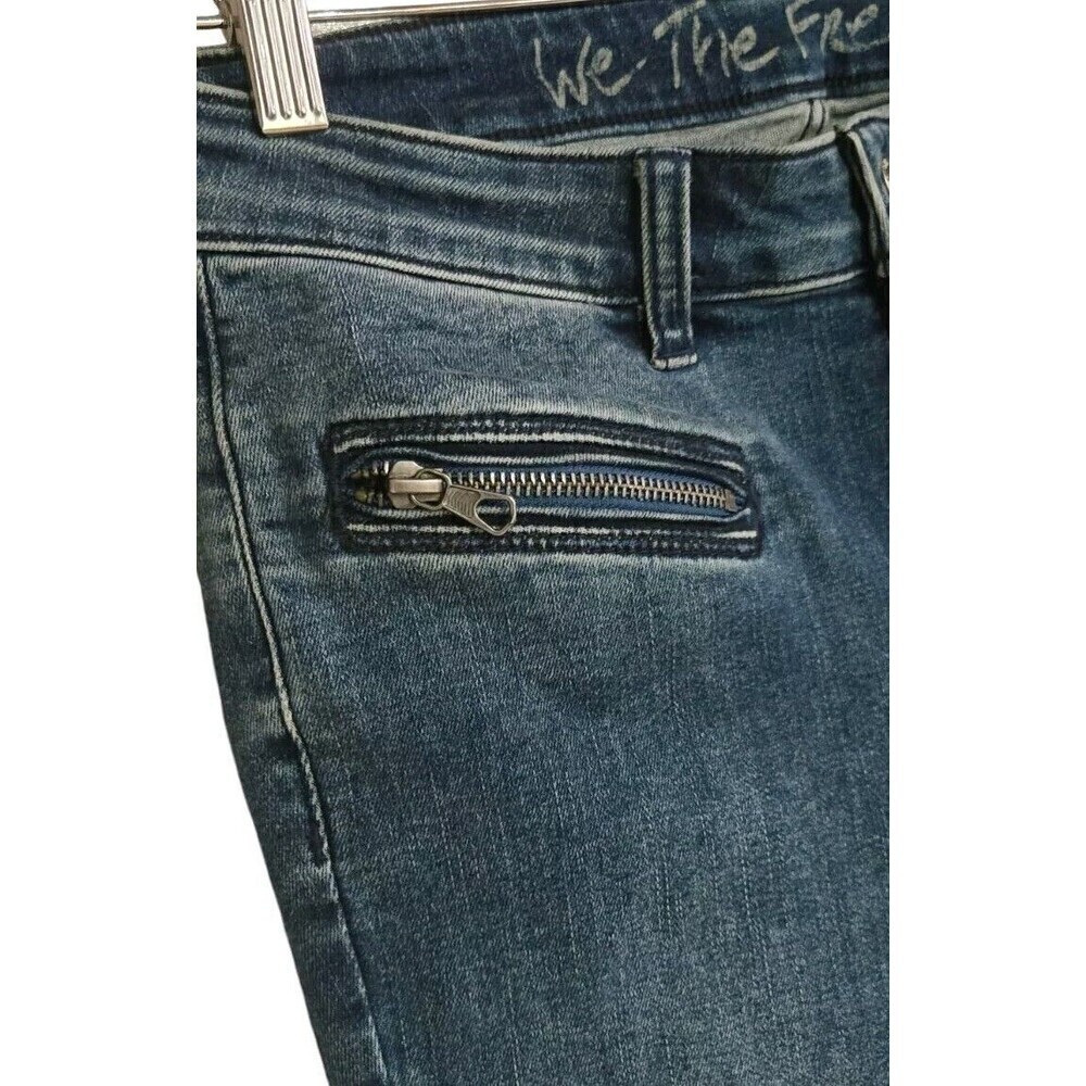 We The Free Denim Jean Medium Wash Pocket Zip Hem Stretch Denim Size 28 - Picture 4 of 7